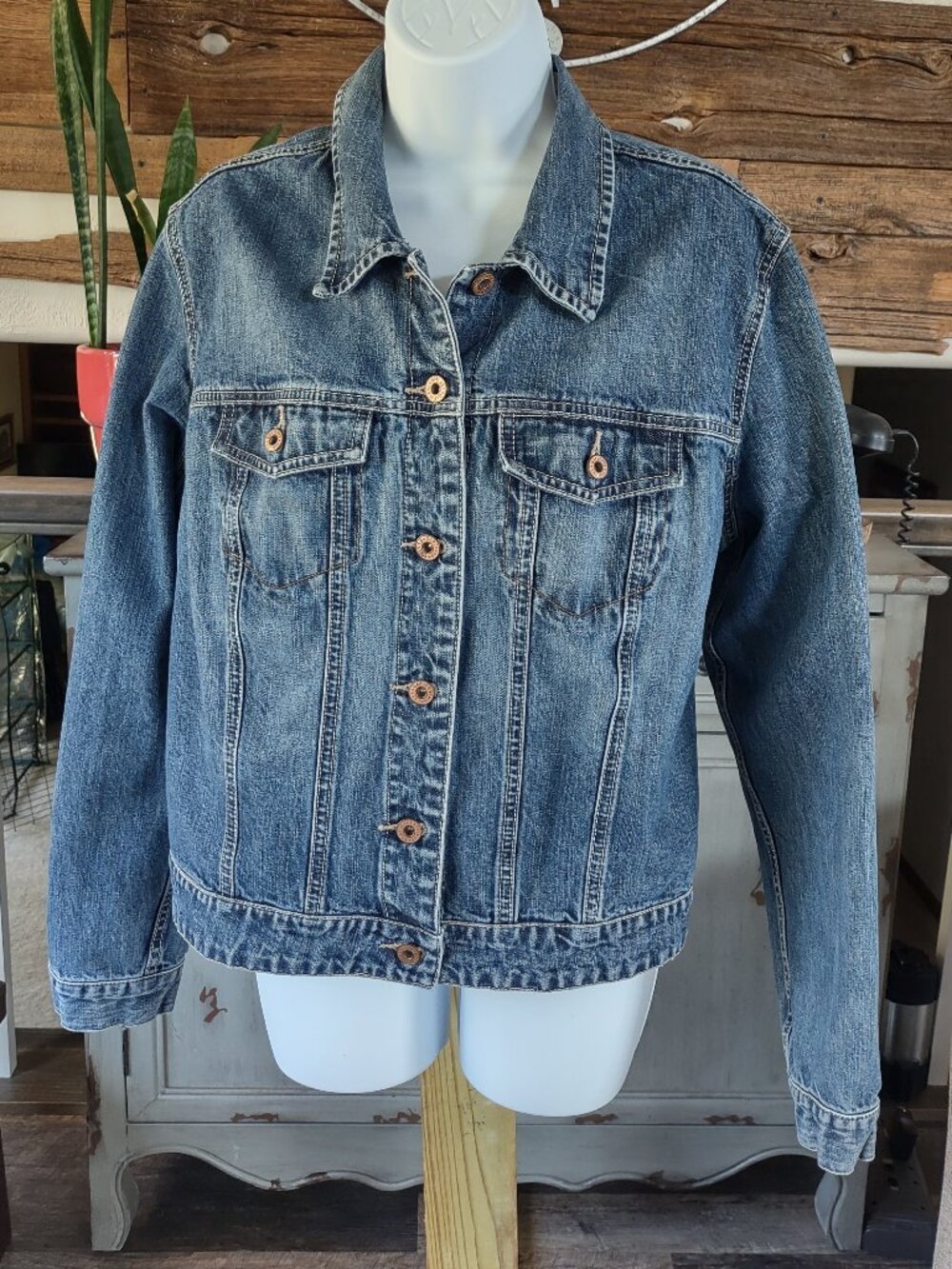 GAP Jean Jacket Size XL